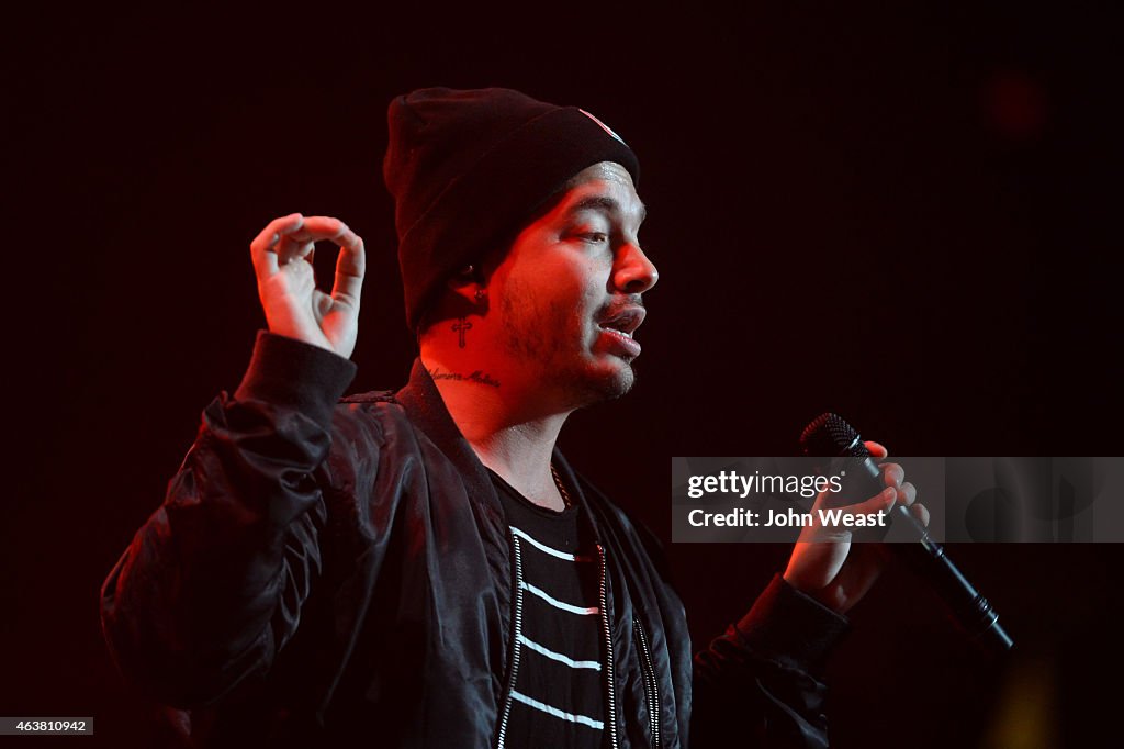 Enrique Iglesias, Pitbull And J Balvin Perform At United Supermarkets Arena
