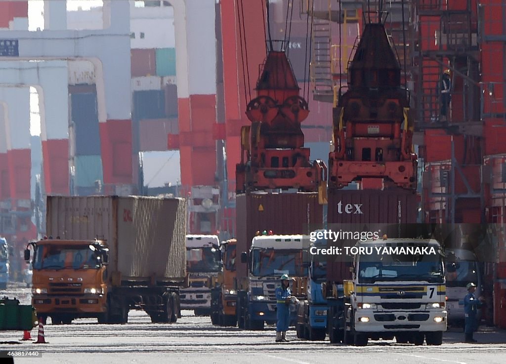 JAPAN-ECONOMY-TRADE