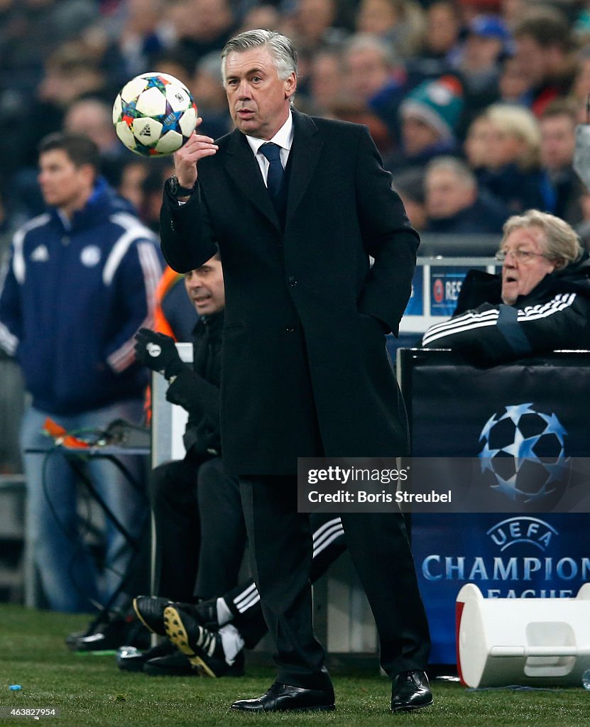 FC Schalke 04 v Real Madrid - UEFA Champions League Round of 16