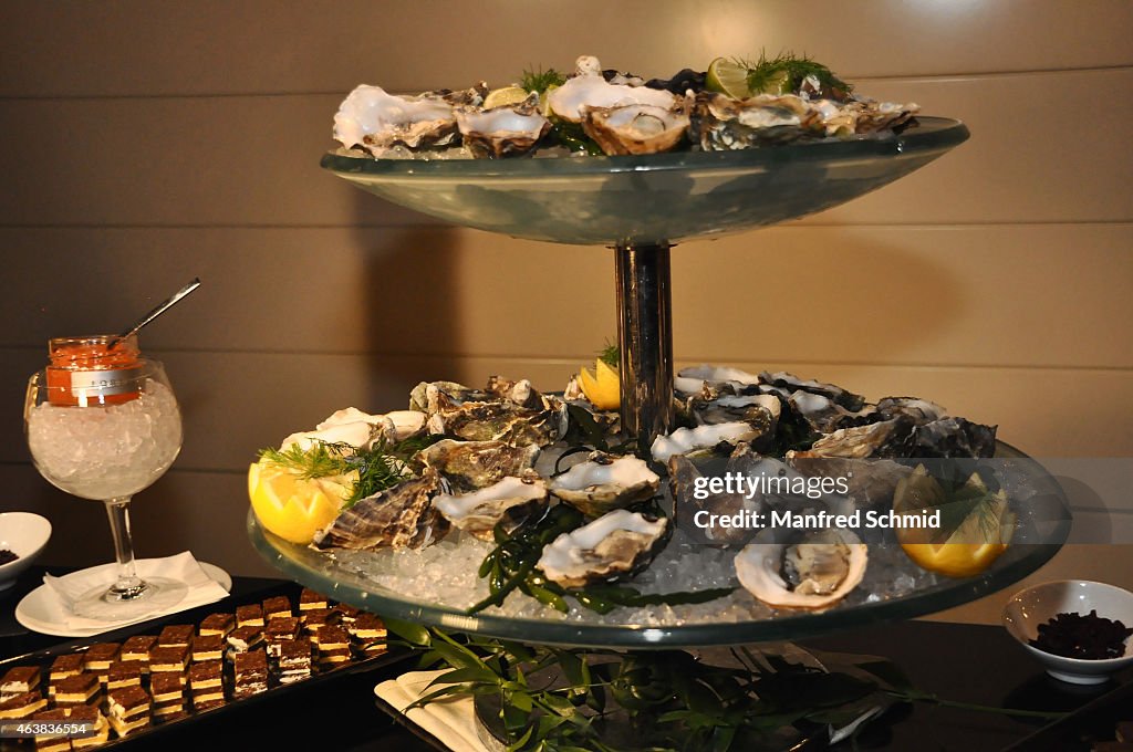 Champagne And Oyster Reception In Vienna
