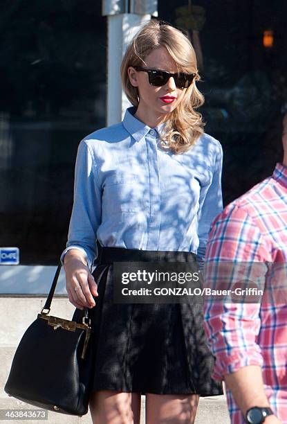 Taylor Swift is seen as she goes shopping on January 19, 2014 in Los Angeles, California.