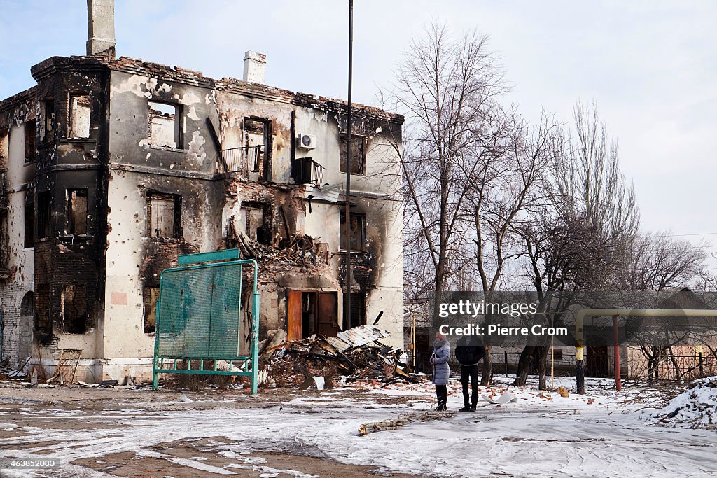 Ukraine Calls For UN Peacekeepers To Enforce Ceasefire After Withdrawal From Debaltseve