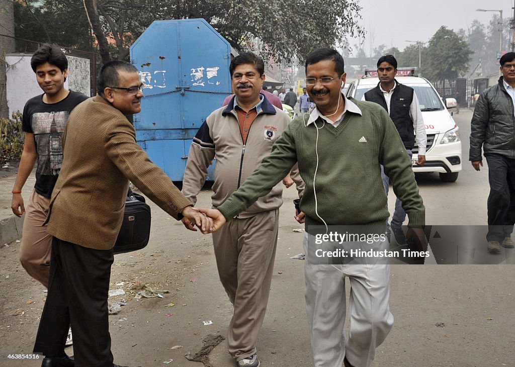 Delhi Chief Minister Arvind Kejriwal Taking Morning Walk With Wife