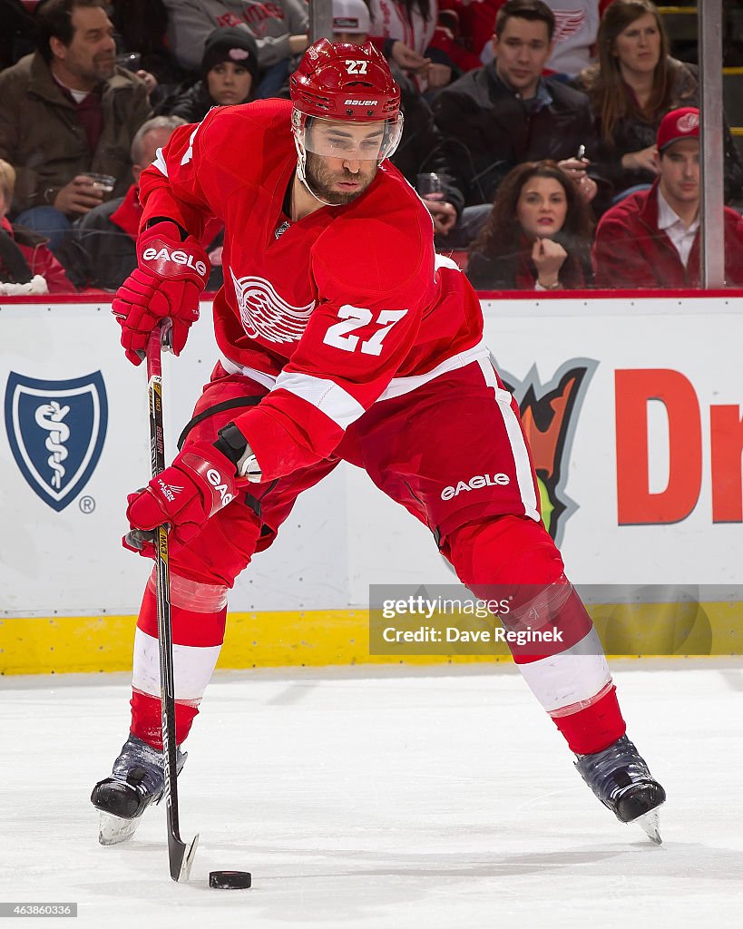 Winnipeg Jets v Detroit Red Wings