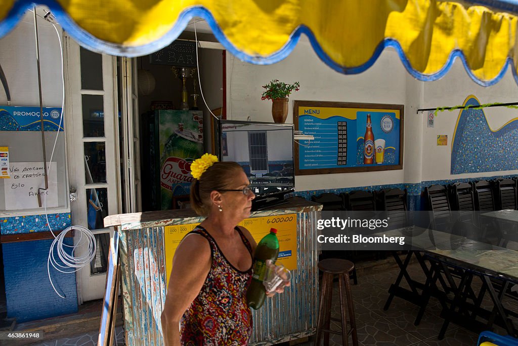 Ambev's Dive-Bar Cleanup Has Some Owners Seeing Glass Half Empty