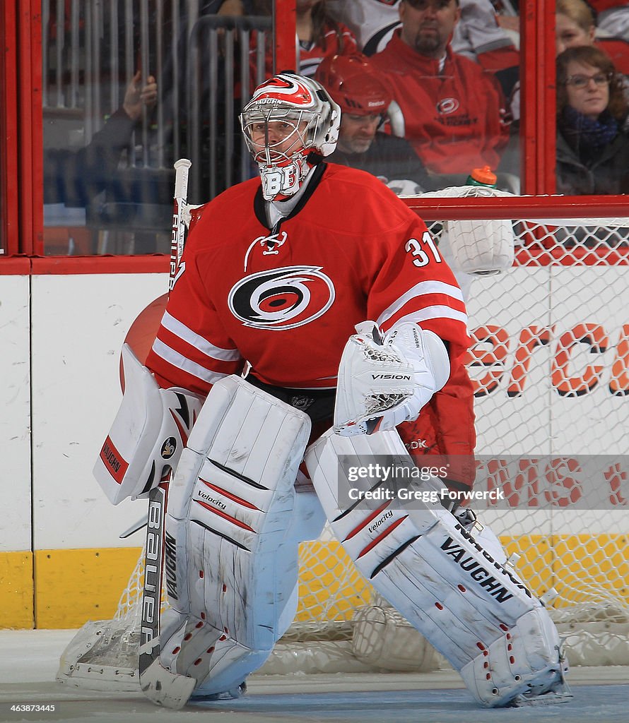 Nashville Predaors v Carolina Hurricanes