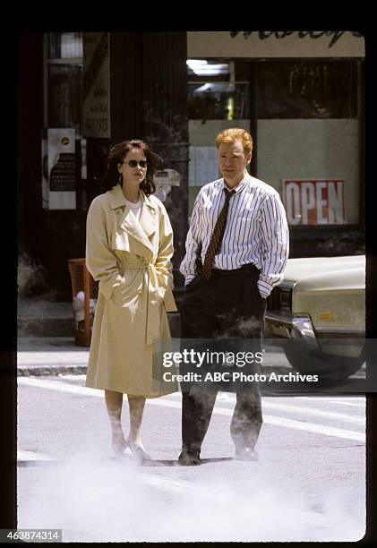 Rockin' Robin" - Airdate: May 17, 1994. DEBRAH FARENTINO;DAVID CARUSO