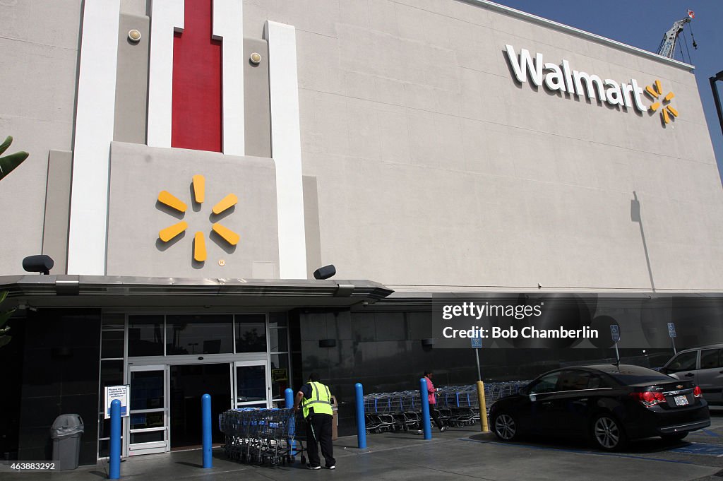 Wal-Mart Announces Wage Increases