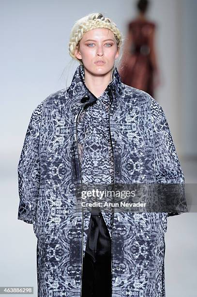 Model walks the runway in a design by Esosa at the New York Life fashion show during Mercedes-Benz Fashion Week Fall 2015 at The Salon at Lincoln...