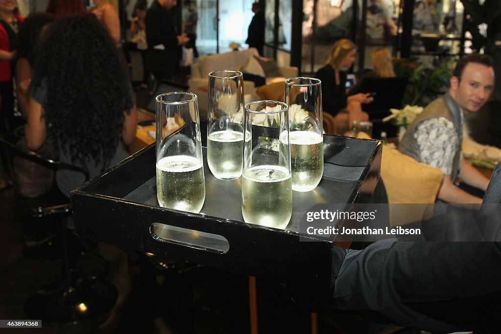 Vanity Fair Campaign Hollywood Social Club - Beauty Moment: Giorgio Armani Beauty Happy Hour Toasting UNICEF