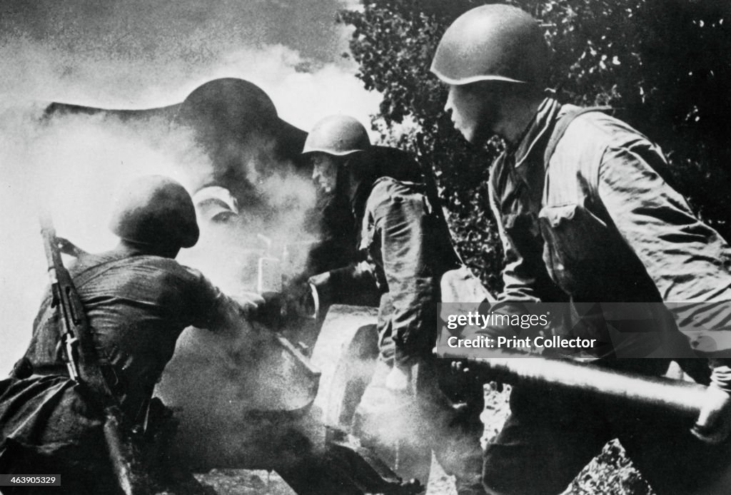 Russian artillery in action, Eastern Front, 1943.