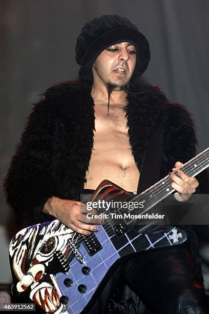 Daron Malakian of System of a Down performs as part of The Pledge of Allegiance Tour 2001 at Cox Arena on September 30, 2001 in San Diego California.