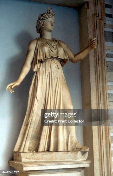 Roman goddess Juno, wife and sister of Jupiter, Queen of Heaven. Juno, known as Hera to the Greeks, was the protector of women and marriage. Marble...