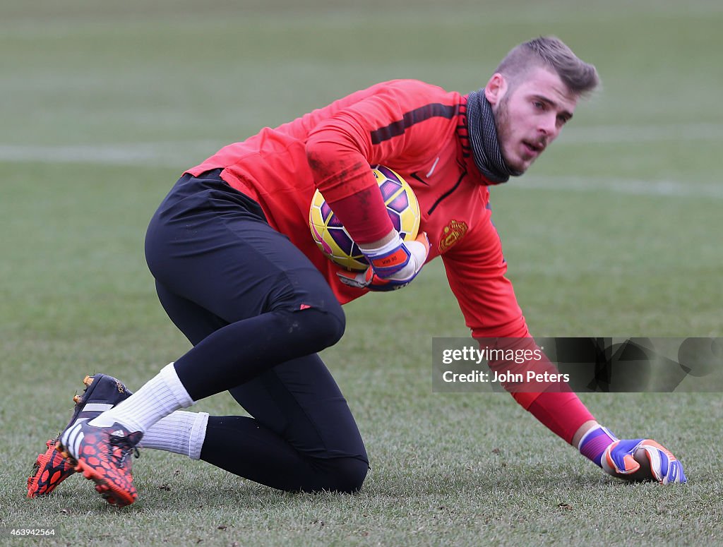 Manchester United Training and Press Conference