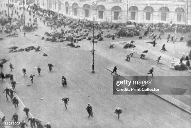 Street fighting in Petrograd, Russia, 17th July 1917. An outbreak of violence in the city in the period between the February and October Revolutions.