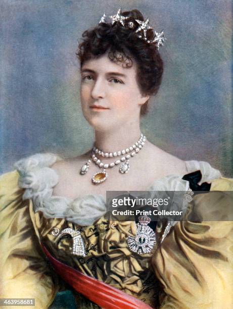 Amelia of Orleans, Queen of Portugal, late 19th-early 20th century. The eldest daughter of Prince Philippe, Count of Paris, and his wife and cousin,...