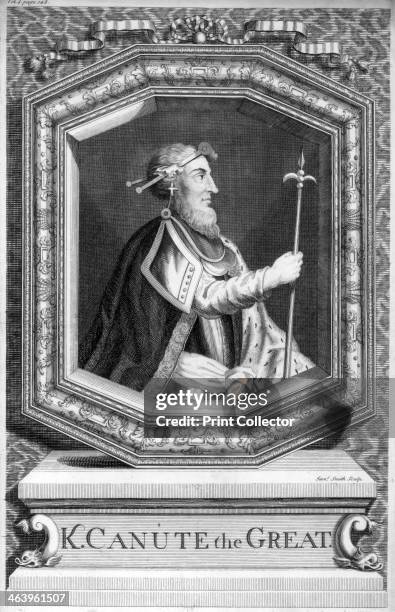 King canute and the waves hi-res stock photography and images - Alamy