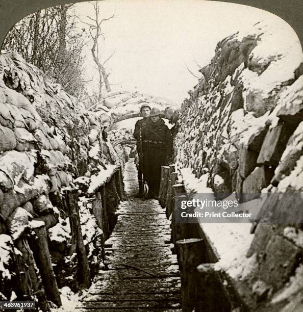 Winter in the Belgian trenches at Nieupoort, Belgium 20th century. Stereoscopic card detail.