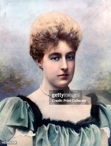 Helene d'Orleans, the Duchess of Aosta, late 19th-early 20th century. Helene d'Orleans, the Duchess of Aosta, late 19th-early 20th century.