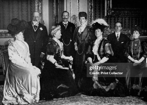 European royalty at Windsor Castle, 17th November 1907 . Queen Ena of Spain, King Edward VII, the German Empress, Kaiser Wilhelm II of Germany, Queen...