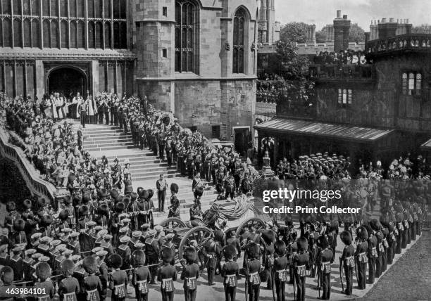 The funeral of King Edward VII, Windsor, Berkshire, 1910. The arrival of the gun carriage carrying the coffin, drawn by Blue Jackets, at St Georges...