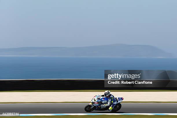 Randy De Puniet of France rides the VOLTCOM Crescent Suzuki GSX-R1000 during practice for the World Superbikes World Championship Australian Round at...