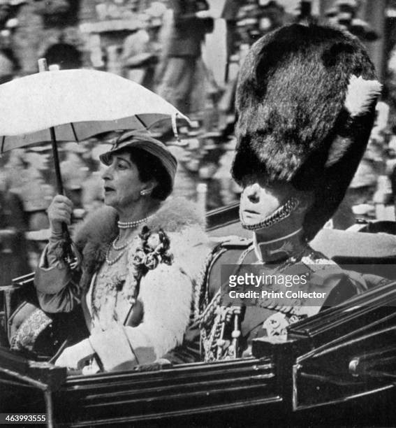 The future King Edward VII and Queen Maud of Norway , 1935. The duo return to Buckinham Palace as part of King George V's silver jubilee...