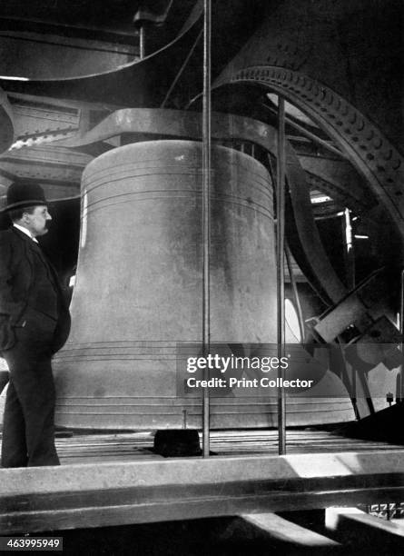 Colossal Bell 573 Inside Big Ben Stock Photos, High-Res Pictures, and Images - Getty ...