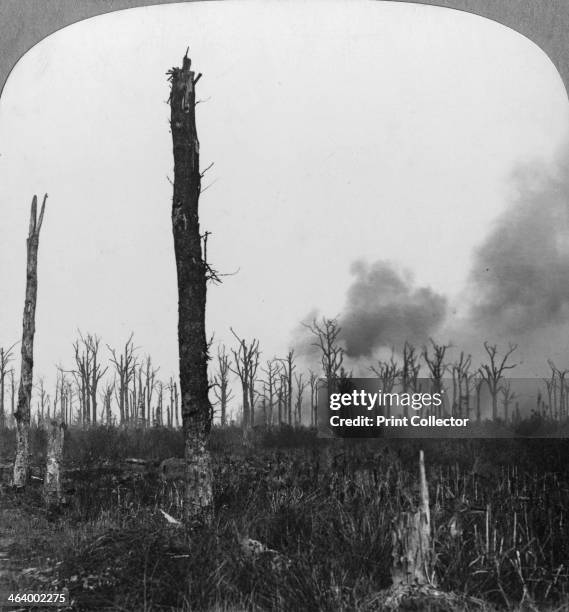 1916 Rising Shells Battle Of Somme Py Photos and Premium High Res Pictures - Getty Images