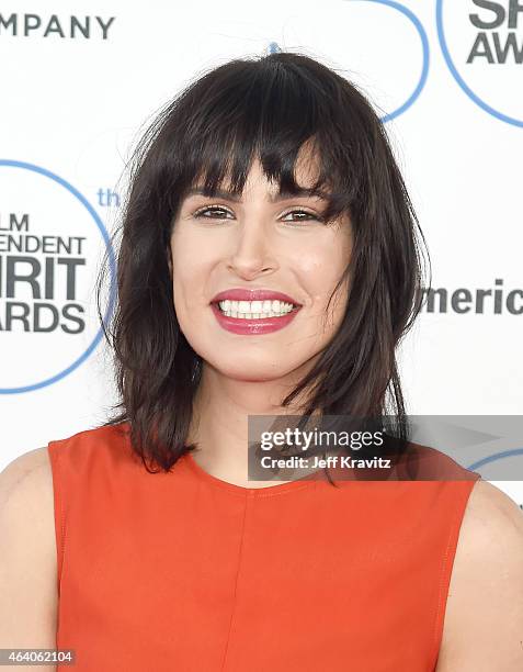 Akhavan Actress Desiree Akhavan Fotografías e imágenes de stock - Getty Images