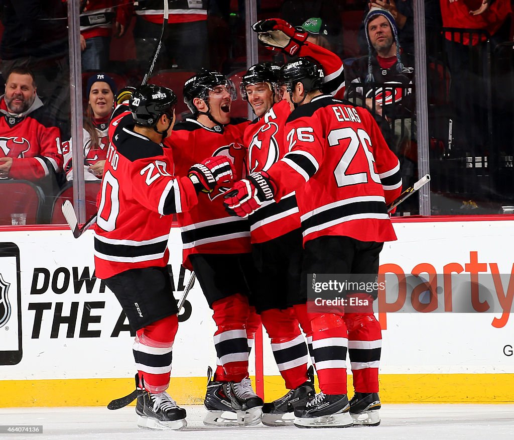 Carolina Hurricanes  v New Jersey Devils