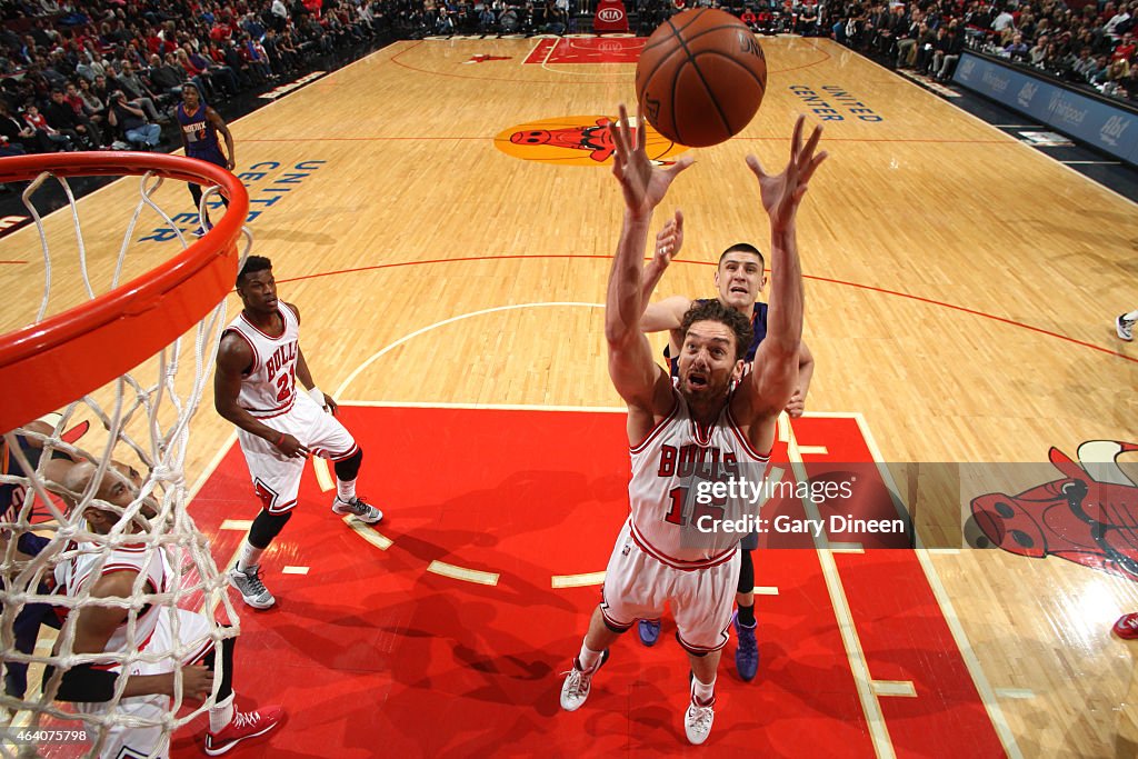 Phoenix Suns v Chicago Bulls