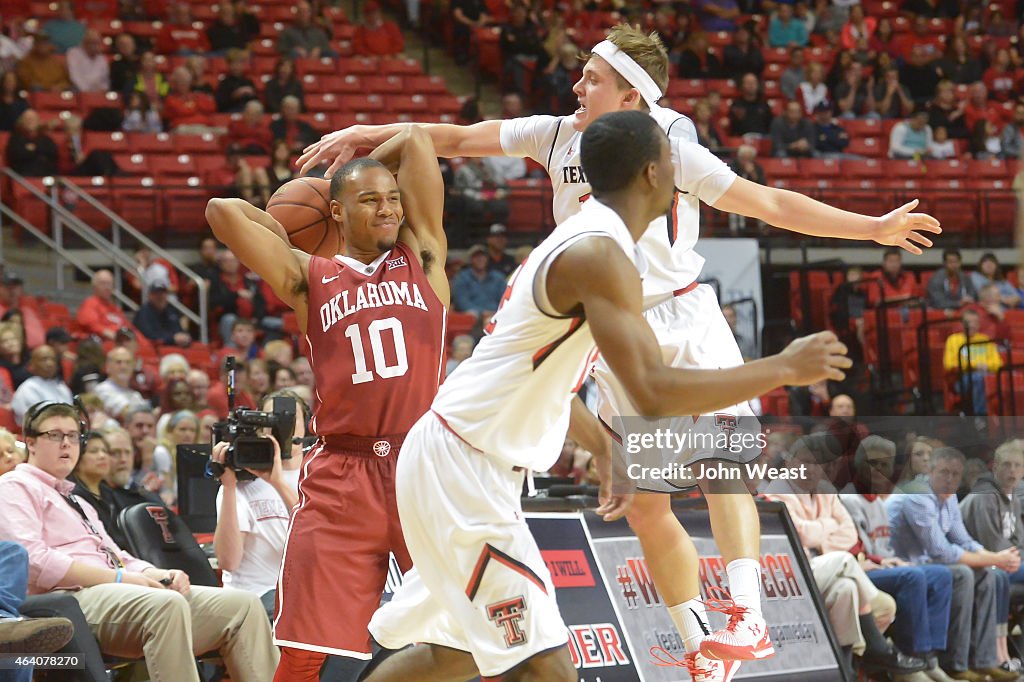 Oklahoma  v Texas Tech