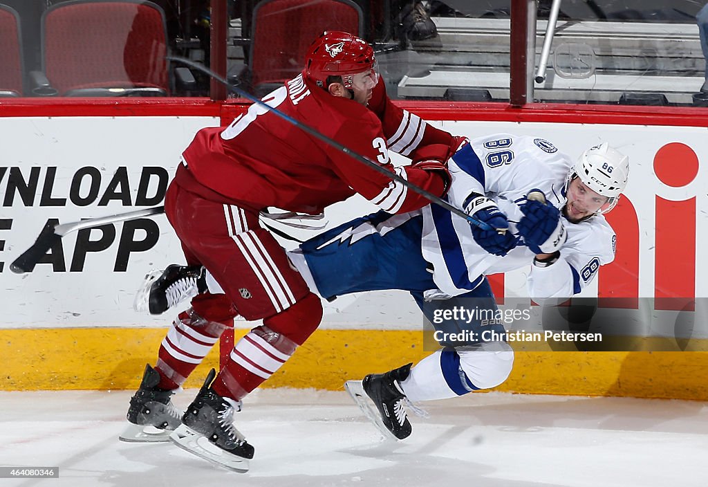 Tampa Bay Lightning v Arizona Coyotes