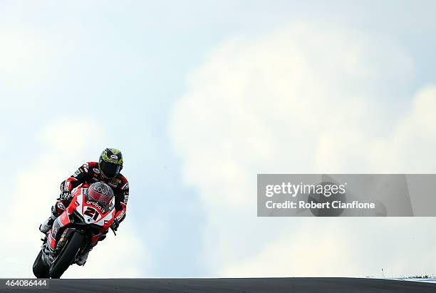 Troy Bayliss of Australia rides the Aruba.it Racing-Ductati Superbike Team Ducati Panigale R during race two of the World Superbikes World...