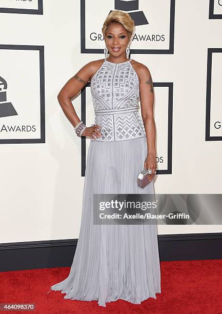 Singer Mary J. Blige arrives at the 57th Annual GRAMMY Awards at Staples Center on February 8, 2015 in Los Angeles, California.