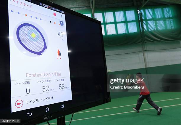 Smart Racket Sensor 15 Smart Tennis Sensor Stock Photos, High-Res Pictures, and Images ...