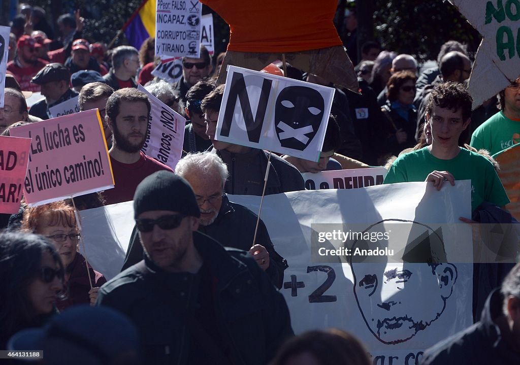 Austerity policy and new security laws protested in Madrid