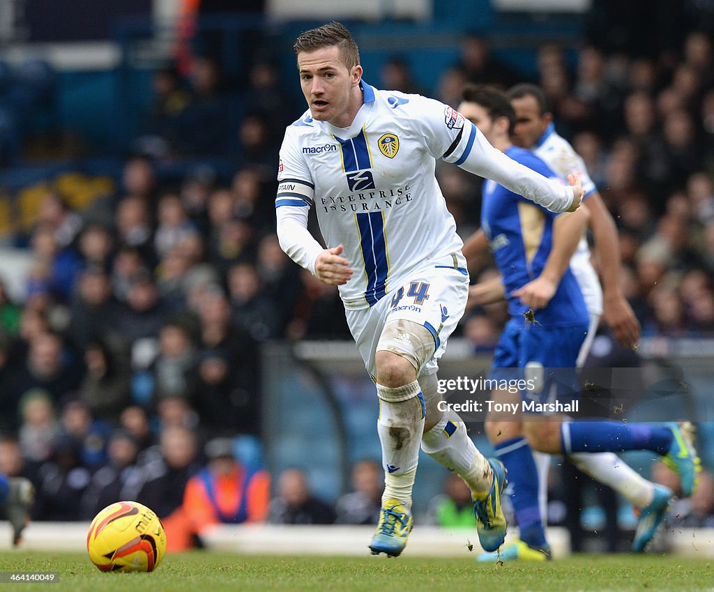 Leeds United v Leicester City - Sky Bet Championship