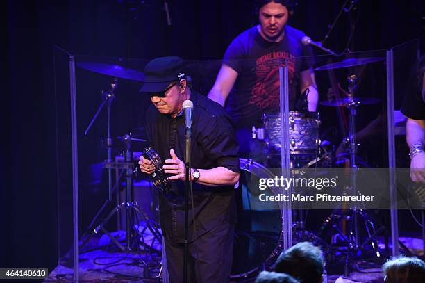Singer Mich 64 Engerling Stock Photos, High-Res Pictures, and Images - Getty Images
