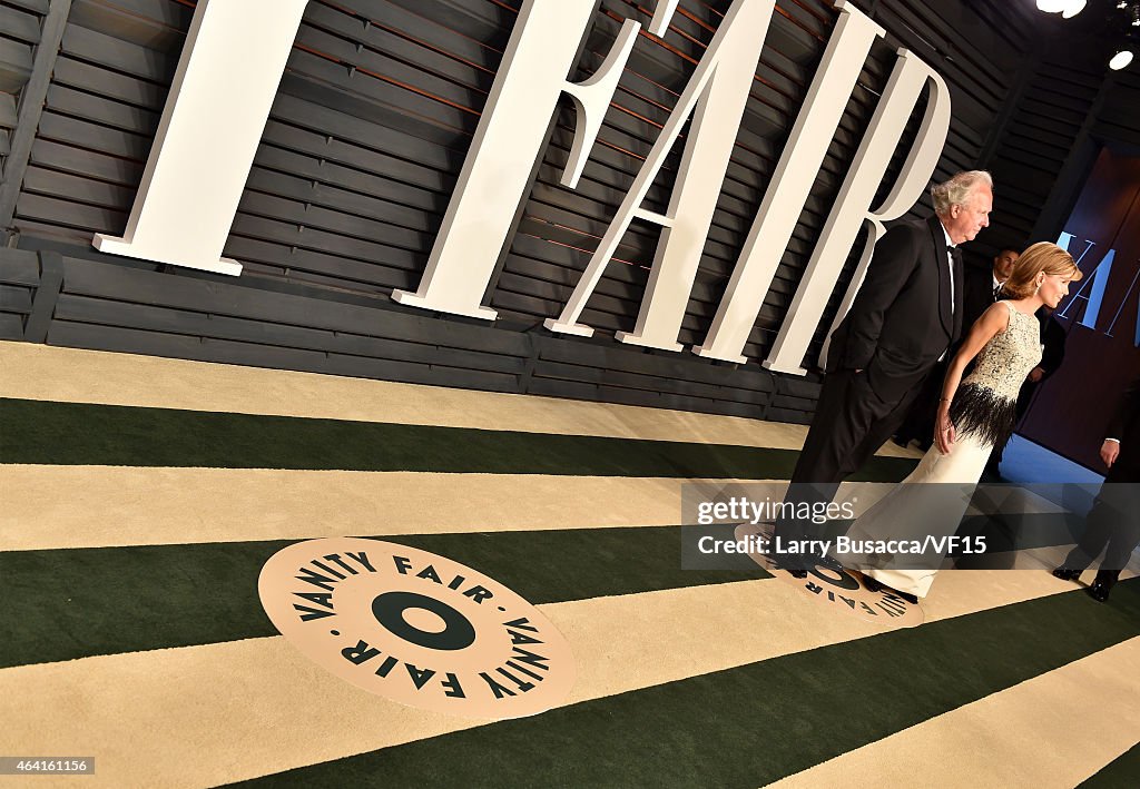 2015 Vanity Fair Oscar Party Hosted By Graydon Carter - Roaming Arrivals