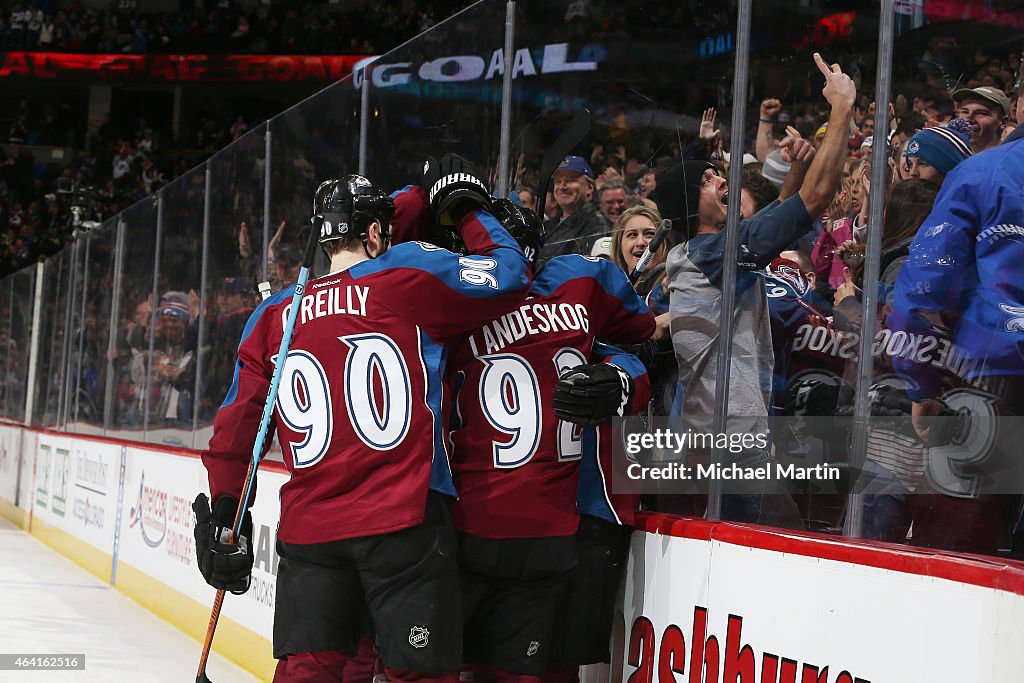 Tampa Bay Lightning v Colorado Avalanche