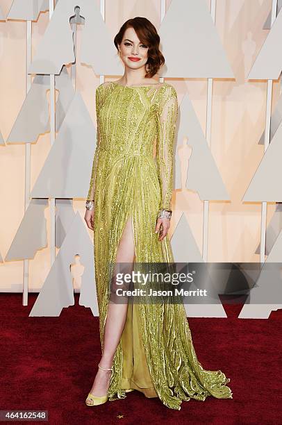 Emma Stone attends the 87th Annual Academy Awards at Hollywood & Highland Center on February 22, 2015 in Hollywood, California.