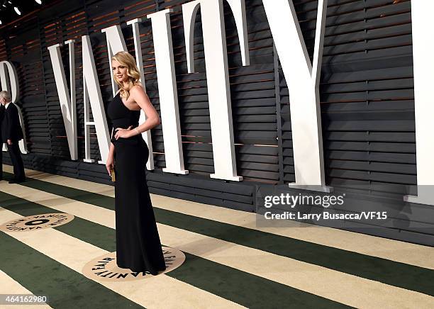 Model Kate Upton attends the 2015 Vanity Fair Oscar Party hosted by Graydon Carter at the Wallis Annenberg Center for the Performing Arts on February...