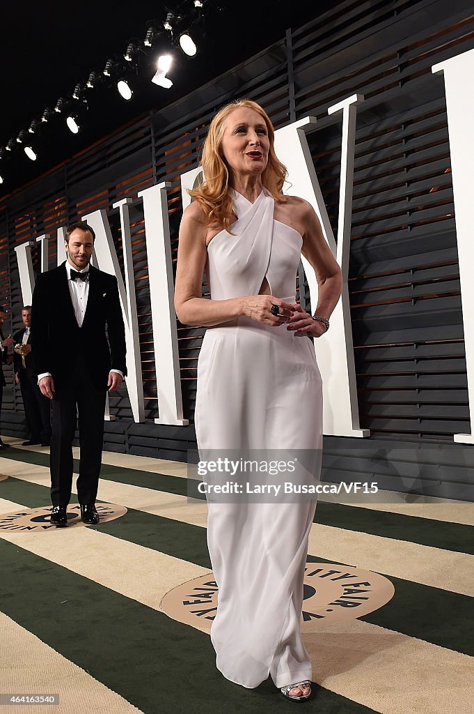 2015 Vanity Fair Oscar Party Hosted By Graydon Carter - Roaming Arrivals