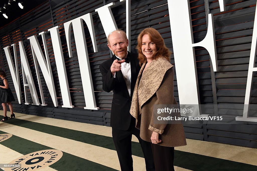 2015 Vanity Fair Oscar Party Hosted By Graydon Carter - Roaming Arrivals