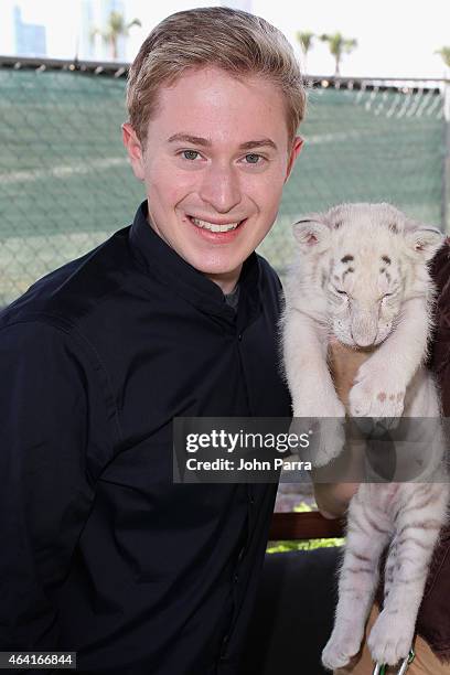Alexander Robert Reed 1,032 Reed Alexander Photos & High Res Pictures - Getty Images