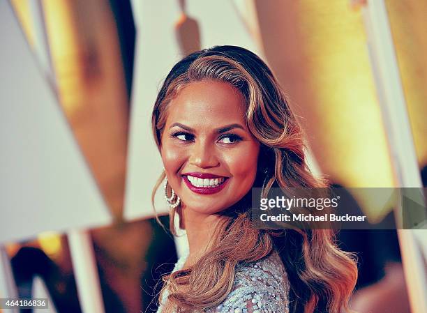 Actress Chrissy Teigen arrives at the 87th Annual Academy Awards at Hollywood & Highland Center on February 22, 2015 in Hollywood, California.