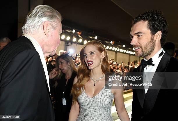 Actor Jon Voight, actress Jessica Chastain, and Gian Luca Passi de Preposulo attend the 2015 Vanity Fair Oscar Party hosted by Graydon Carter at the...