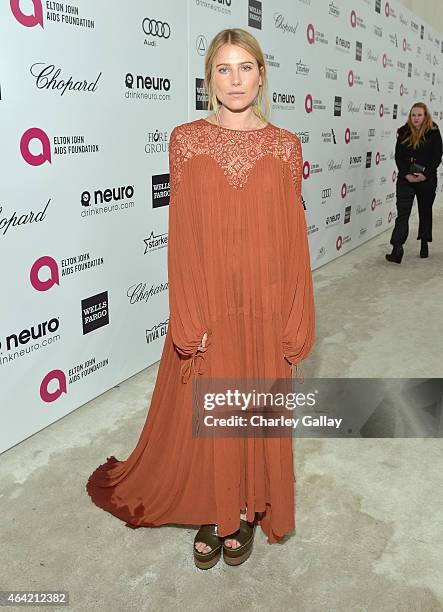 Model Dree Hemingway attends Neuro at the 23rd Annual Elton John AIDS Foundation Academy Awards Viewing Party on February 22, 2015 in Los Angeles,...